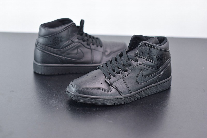 Jordan 1 Retro High OG Essentials Black Jordan 1 Retro High OG Essentials Black