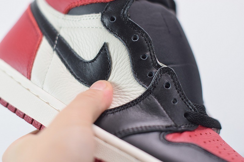 Jordan 1 Retro High Bred Toe Jordan 1 Retro High Bred Toe