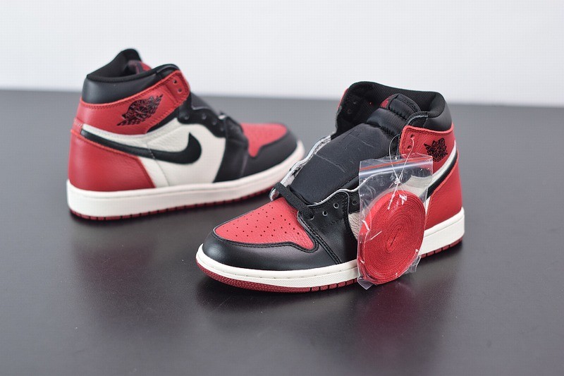 Jordan 1 Retro High Bred Toe Jordan 1 Retro High Bred Toe
