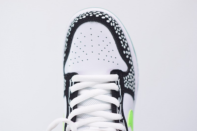 Nike SB Dunk Low Loon Nike SB Dunk Low Loon