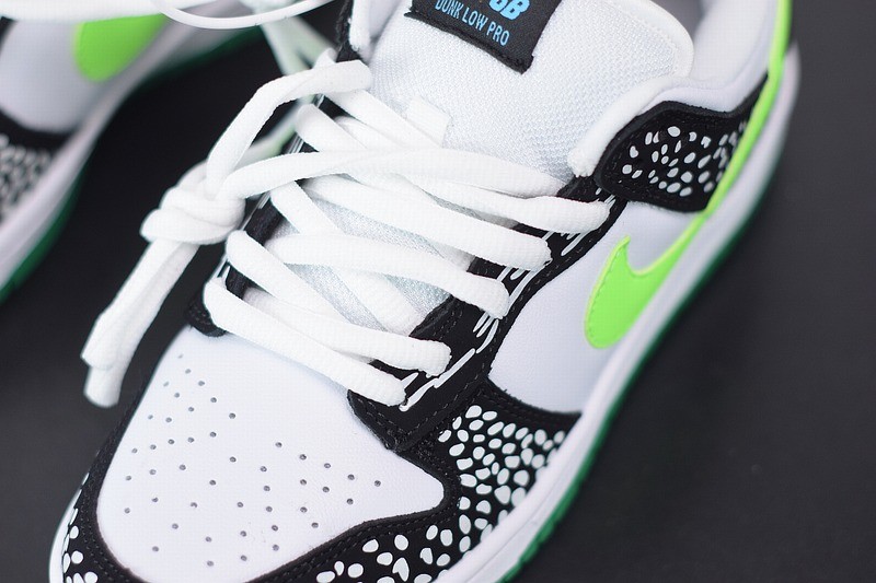 Nike SB Dunk Low Loon Nike SB Dunk Low Loon