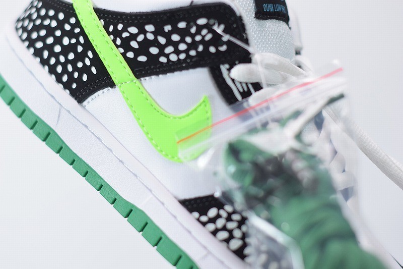 Nike SB Dunk Low Loon Nike SB Dunk Low Loon