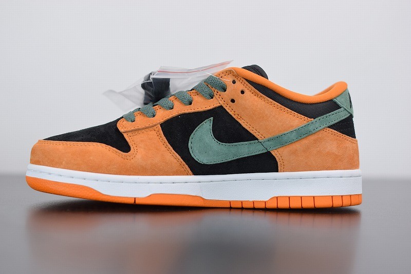 Nike SB Dunk Low SP Ceramic Nike SB Dunk Low SP Ceramic