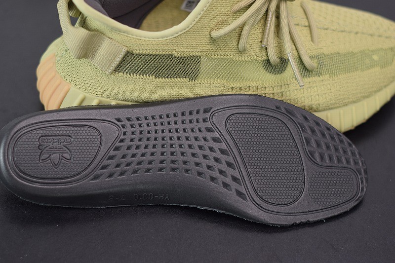 Yeezy Boost 350 V2 Sulfur Yeezy Boost 350 V2 Sulfur
