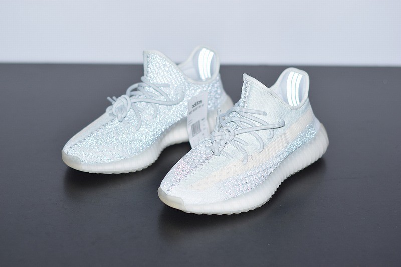 Yeezy Boost 350 V2 Clud White Reflective Yeezy Boost 350 V2 Clud White Reflective