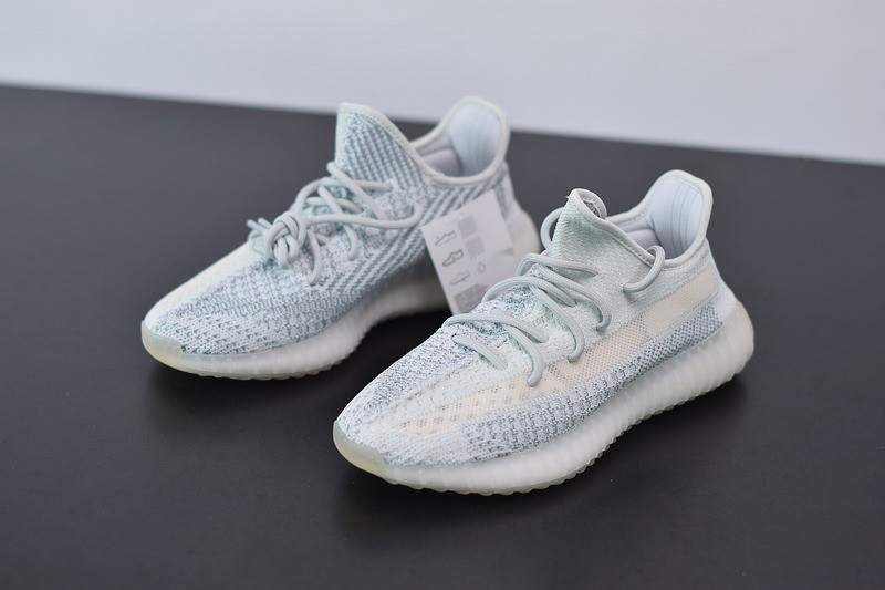 Yeezy Boost 350 V2 Clud White Reflective Yeezy Boost 350 V2 Clud White Reflective