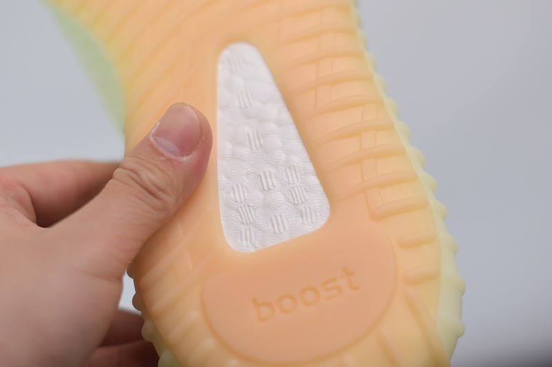 Yeezy Boost 350 V2 Butter Yeezy Boost 350 V2 Butter