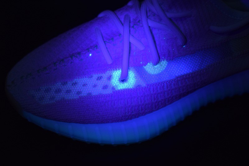 Yeezy Boost 350 V2 Hyperspace Yeezy Boost 350 V2 Hyperspace