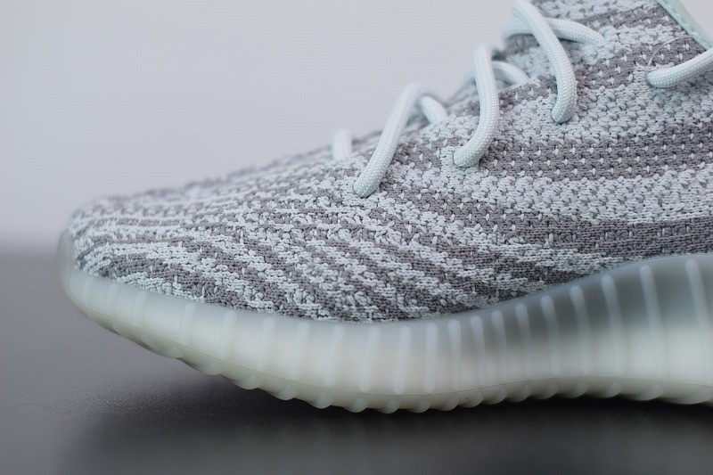 Yeezy Boost 350 V2 Blue Tint Yeezy Boost 350 V2 Blue Tint