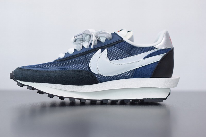 Nike LVD Waffle Daybreak Sacai Fragment Design Nike LVD Waffle Daybreak Sacai Fragment Design