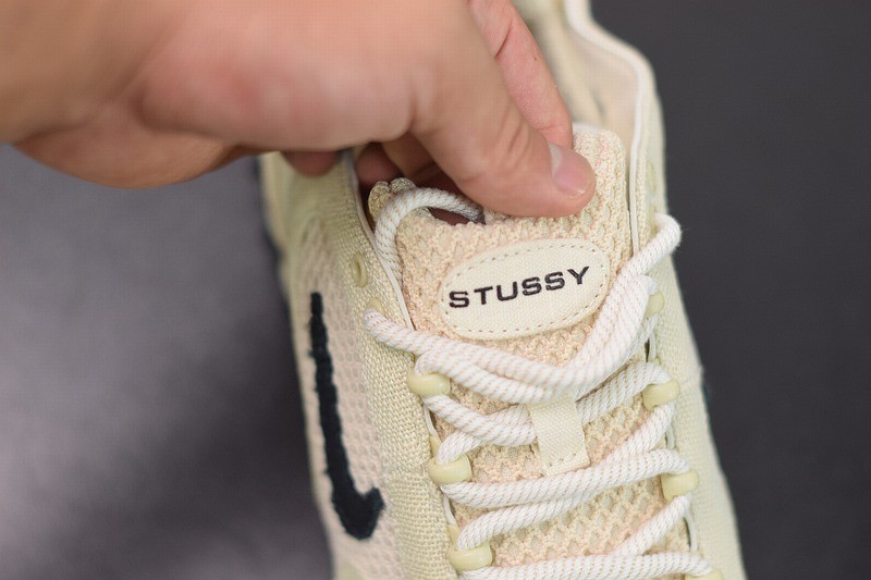 Nike Air Zoom Spiridon Cage 2 Stussy Fossil Nike Air Zoom Spiridon Cage 2 Stussy Fossil