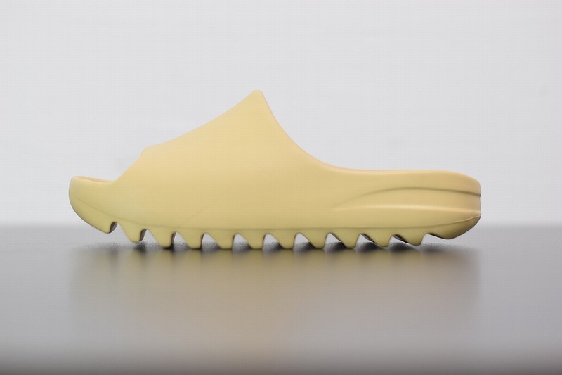 Yeezy Slide Desert Sand Yeezy Slide Desert Sand