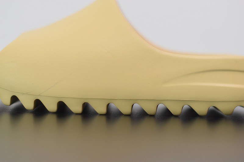 Yeezy Slide Desert Sand Yeezy Slide Desert Sand