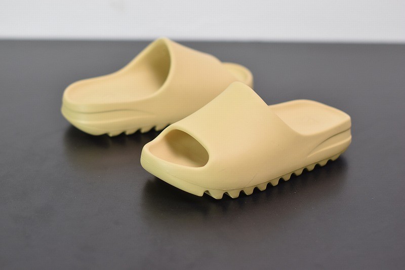 Yeezy Slide Desert Sand Yeezy Slide Desert Sand