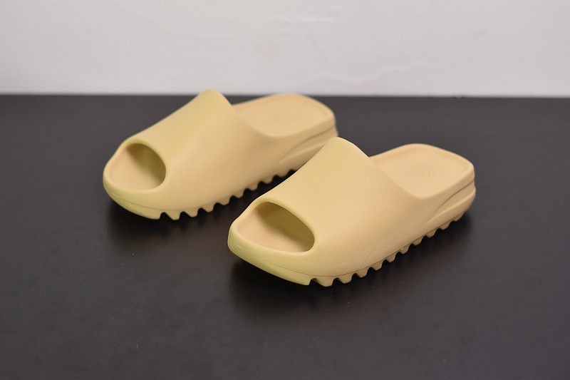 Yeezy Slide Desert Sand Yeezy Slide Desert Sand