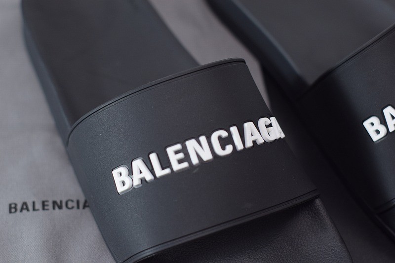 Balenciaga Pool Slide Black White Balenciaga Pool Slide Black White