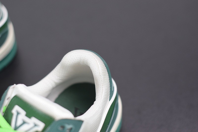 Louis Vuitton LV Trainer Sneaker Low White Green Louis Vuitton LV Trainer Sneaker Low White Green