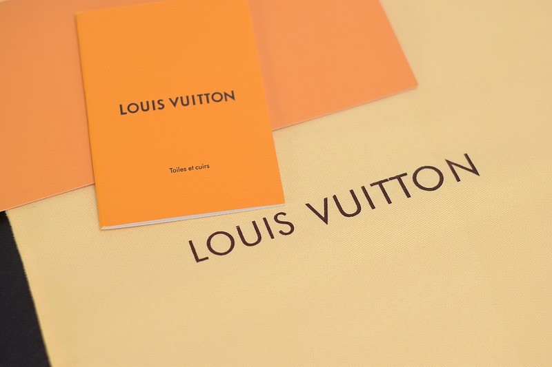 Louis Vuitton LV Trainer Sneaker Low White Purple Louis Vuitton LV Trainer Sneaker Low White Purple