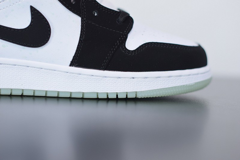 Jordan 1 Mid White Black Teal Tint Jordan 1 Mid White Black Teal Tint