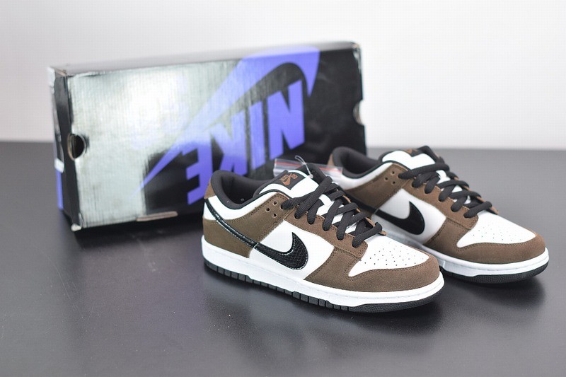 Nike SB Dunk Low White Black Trail End Brown Nike SB Dunk Low White Black Trail End Brown