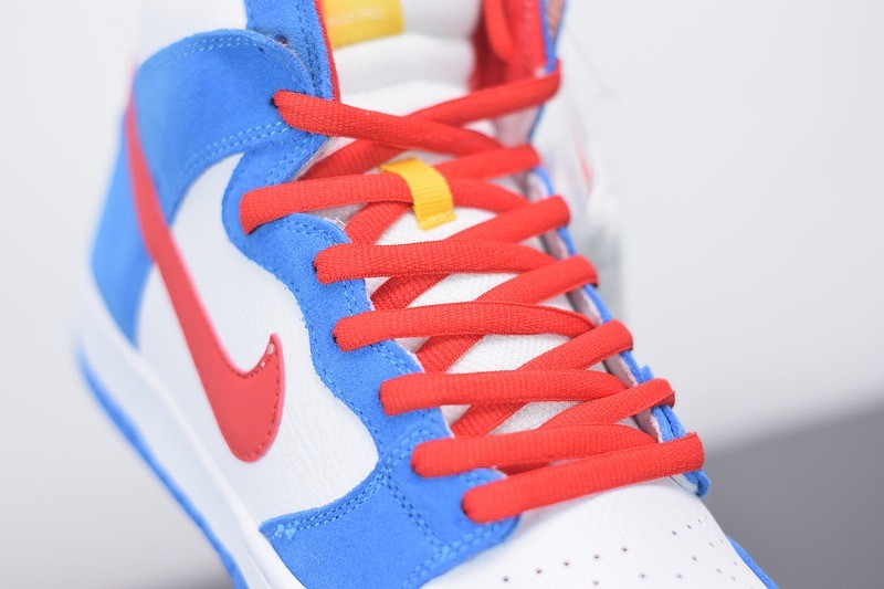 Nike SB Dunk High 'Doraemon' Nike SB Dunk High 'Doraemon'