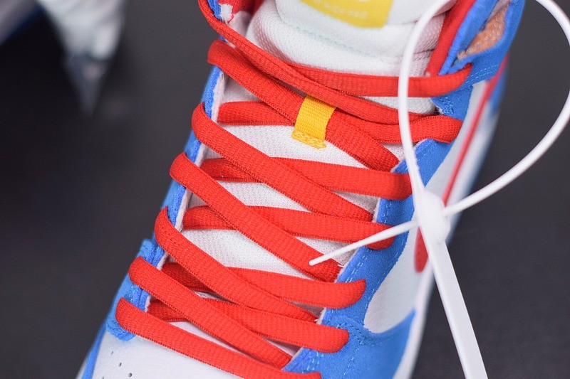 Nike SB Dunk High 'Doraemon' Nike SB Dunk High 'Doraemon'