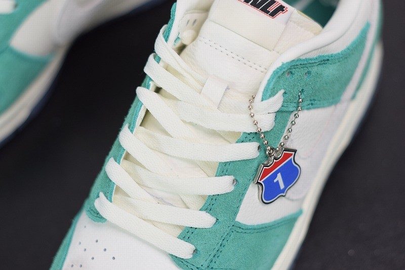 Nike SB Dunk Low Kasina Nike SB Dunk Low Kasina