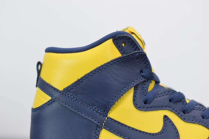 Nike SB Dunk High Pro 'Michigan' Nike SB Dunk High Pro 'Michigan'