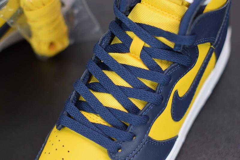 Nike SB Dunk High Pro 'Michigan' Nike SB Dunk High Pro 'Michigan'