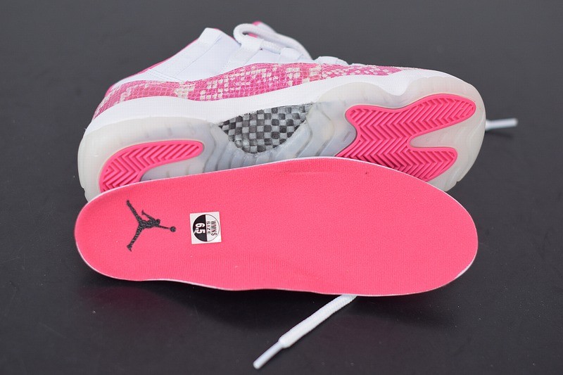 Jodan 11 Retro Low Pink Snakeskin Jodan 11 Retro Low Pink Snakeskin
