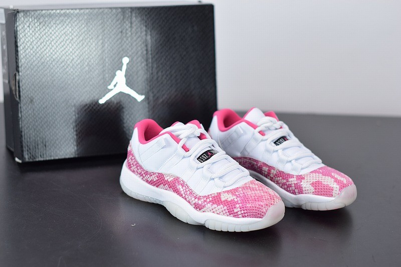 Jodan 11 Retro Low Pink Snakeskin Jodan 11 Retro Low Pink Snakeskin