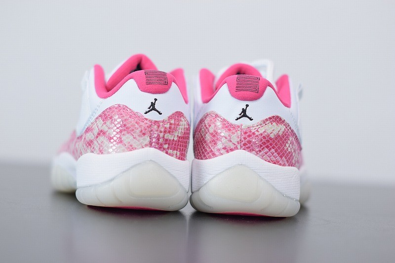 Jodan 11 Retro Low Pink Snakeskin Jodan 11 Retro Low Pink Snakeskin