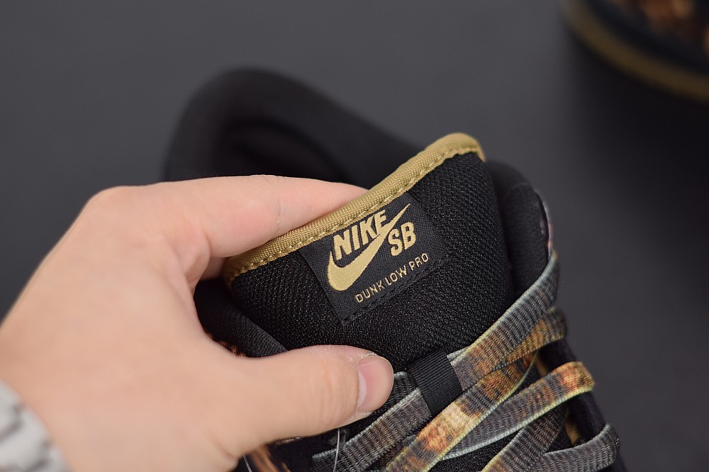 Nike SB Dunk Low Premium Pushead 2 Nike SB Dunk Low Premium Pushead 2