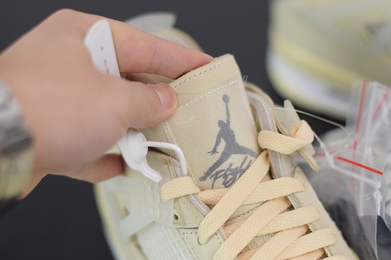 Jordan 4 Retro off-White sail Jordan 4 Retro off-White sail