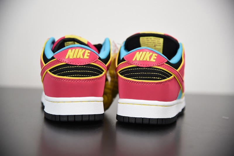 Nike Dunk SB Low Ms.Pacman Nike Dunk SB Low Ms.Pacman