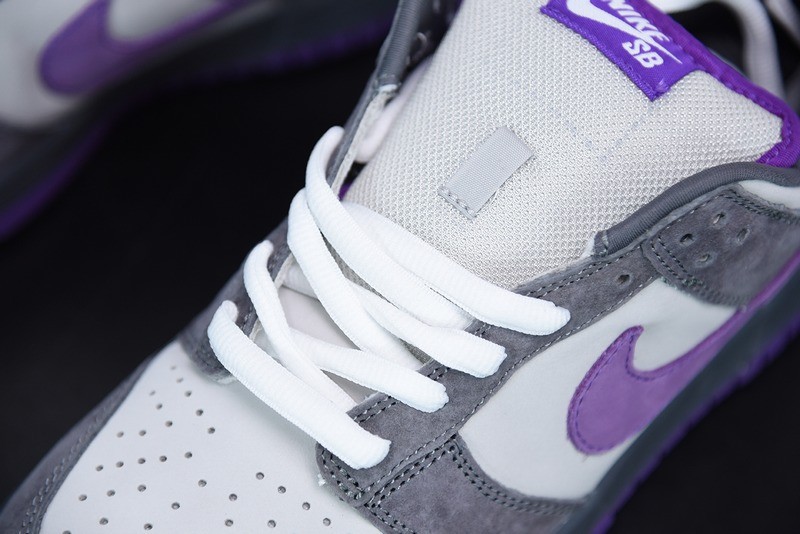 Nike Dunk SB Low Purple Pigeon Nike Dunk SB Low Purple Pigeon