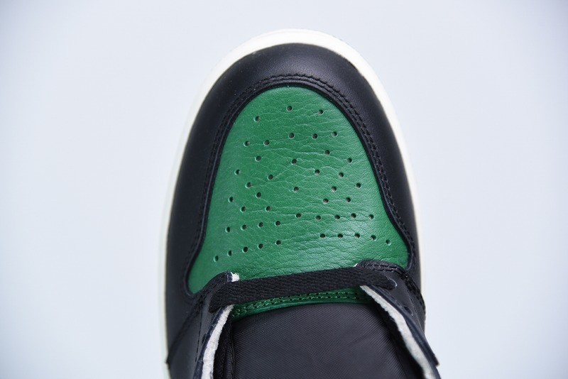 Jordan 1 Retro High Pine Green Jordan 1 Retro High Pine Green