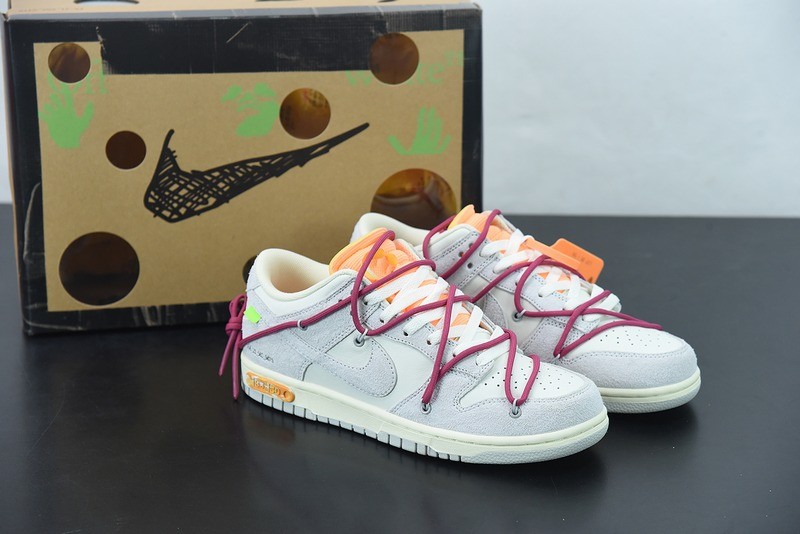 Off-White x Nike Dunk Low Off-White Lot 50 Off-White x Nike Dunk Low Off-White Lot 50