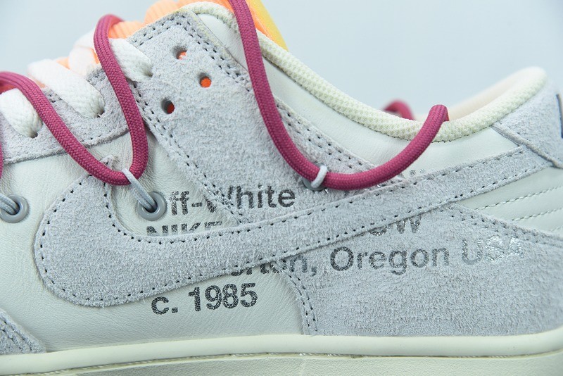 Off-White x Nike Dunk Low Off-White Lot 50 Off-White x Nike Dunk Low Off-White Lot 50