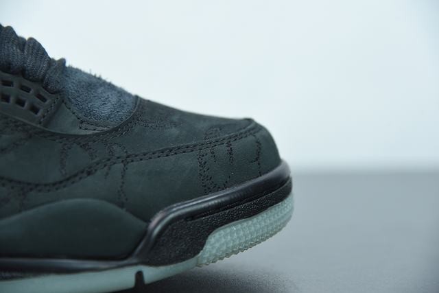 Jordan 4 Retro Kaws Black Jordan 4 Retro Kaws Black