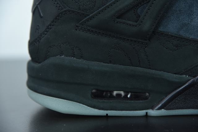 Jordan 4 Retro Kaws Black Jordan 4 Retro Kaws Black