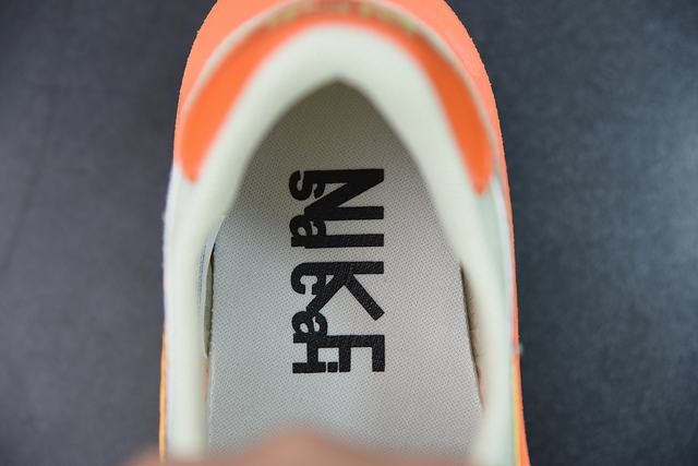 Nike LD Waffle sacai CLOT Net Orange Blaze Nike LD Waffle sacai CLOT Net Orange Blaze