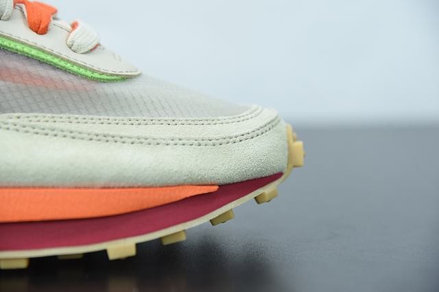 Nike LD Waffle sacai CLOT Net Orange Blaze Nike LD Waffle sacai CLOT Net Orange Blaze