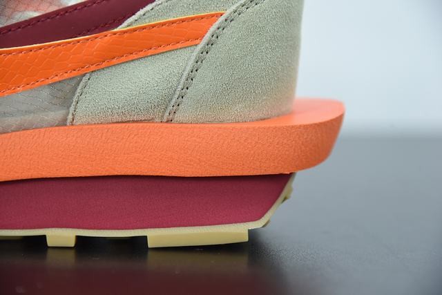 Nike LD Waffle sacai CLOT Net Orange Blaze Nike LD Waffle sacai CLOT Net Orange Blaze