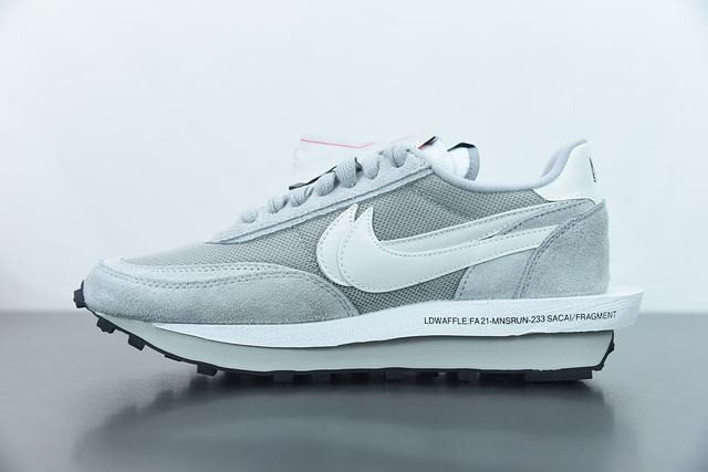 Nike LD Waffle SF sacai Fragment Grey Nike LD Waffle SF sacai Fragment Grey