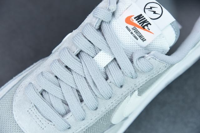 Nike LD Waffle SF sacai Fragment Grey Nike LD Waffle SF sacai Fragment Grey
