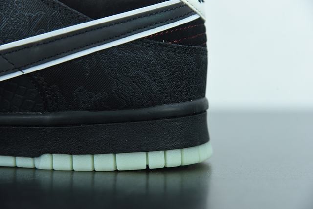 Nike Dunk Low Retro LPL Nike Dunk Low Retro LPL