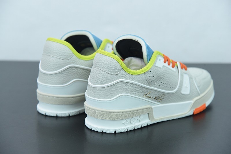Louis Vuitton LV Trainer Sneaker Low Grey White 1 Louis Vuitton LV Trainer Sneaker Low Grey White 1