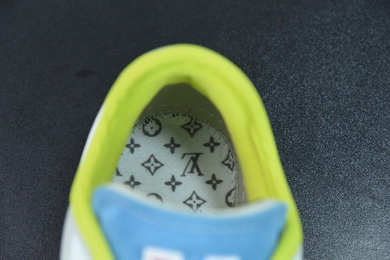 Louis Vuitton LV Trainer Sneaker Low Grey White 1 Louis Vuitton LV Trainer Sneaker Low Grey White 1