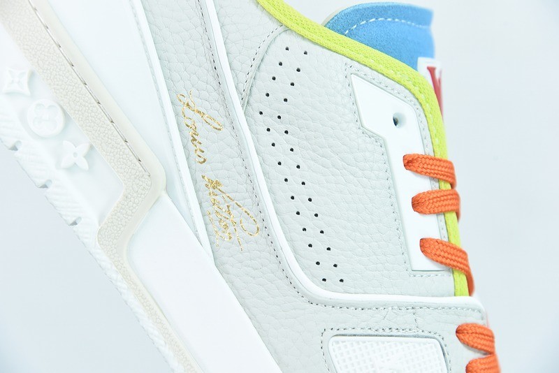 Louis Vuitton LV Trainer Sneaker Low Grey White 1 Louis Vuitton LV Trainer Sneaker Low Grey White 1